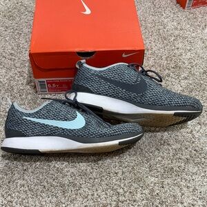 Nike kids dualtone racer SE tennis shoes